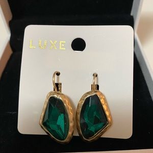 ‼️5/20‼️ goldtone and simulated emerald lever back earrings